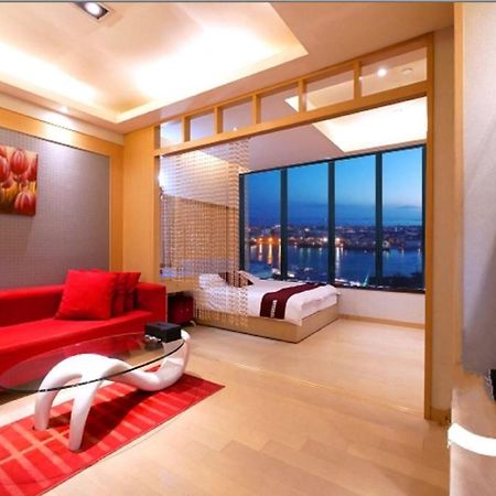 85 Cape Inn Гаосюн Экстерьер фото