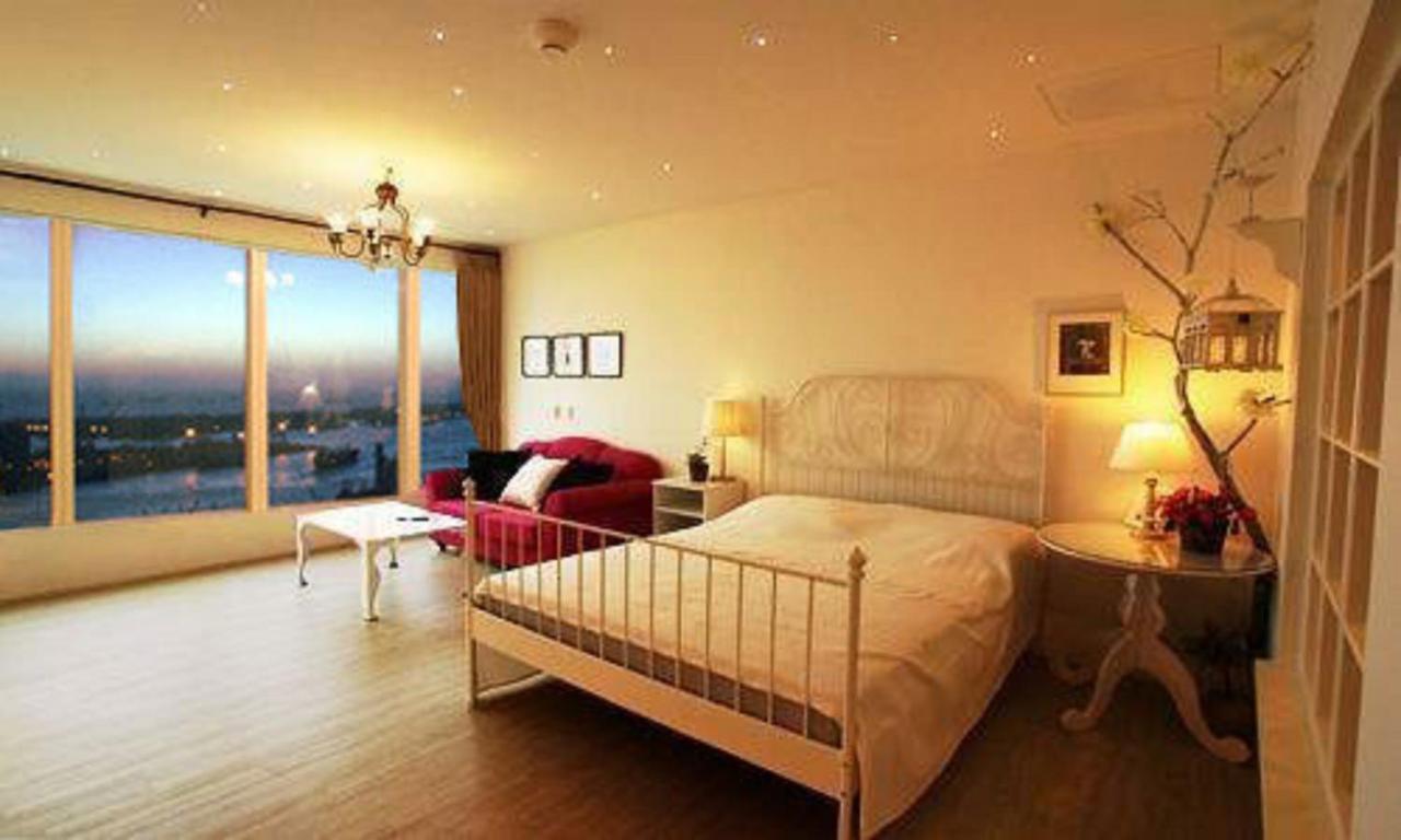 85 Cape Inn Гаосюн Экстерьер фото